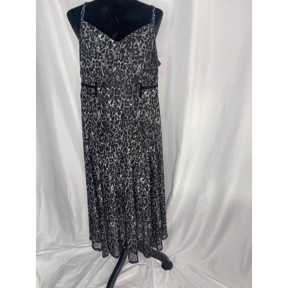 Torrid Womens Leopard Print Sleeveless Maxi Dress Size 1 Polyester/Spandex Blend